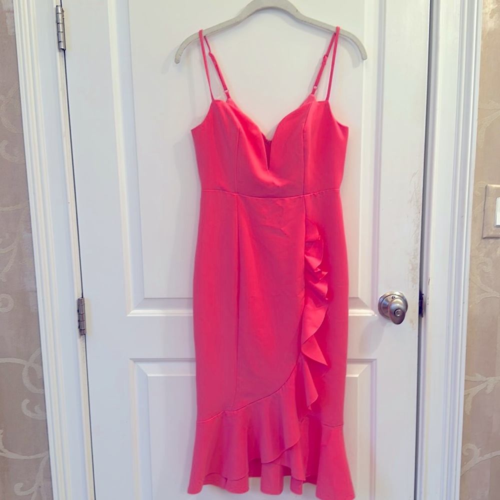 NWT beautiful bright pink dress
